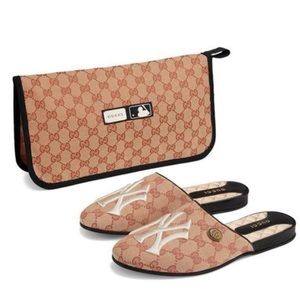 Authentic Limited Edition Gucci x NY Yankees GG Slippers size 8